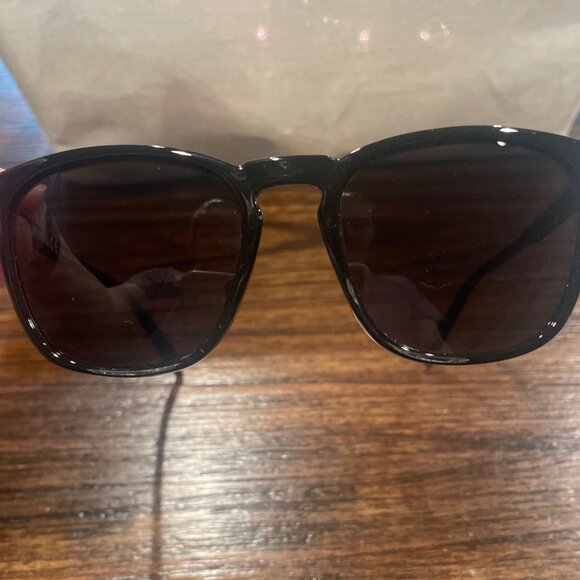 J.Crew Factory Women's Black Square Keyhole Sunglasses AX702 - Picture 2 of 7